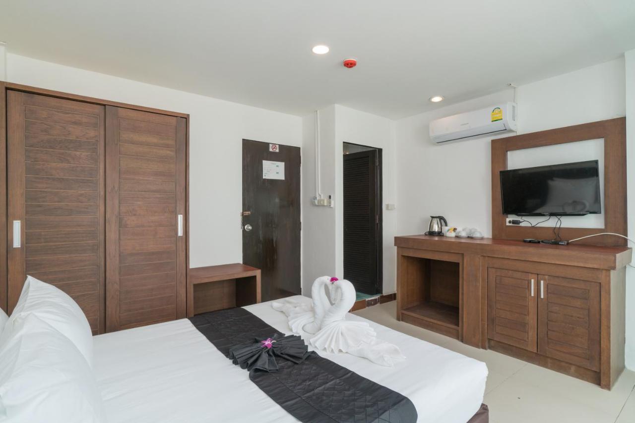 Destinaation Patong Boutique Hotel By The Sea Exterior foto